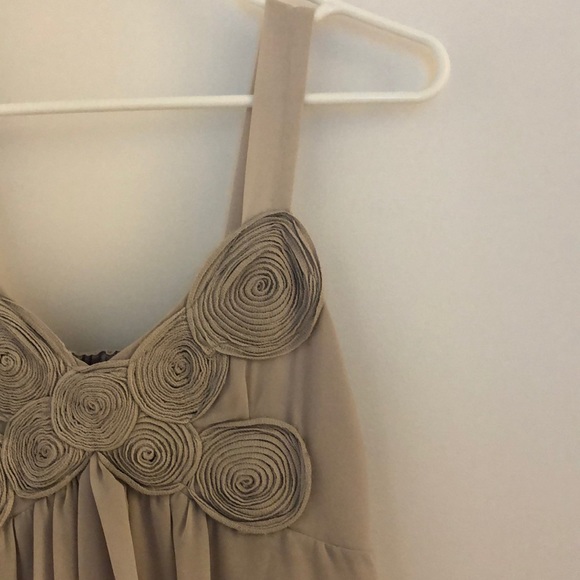 Evening dress with detail at the bust size medium - Picture 4 of 6